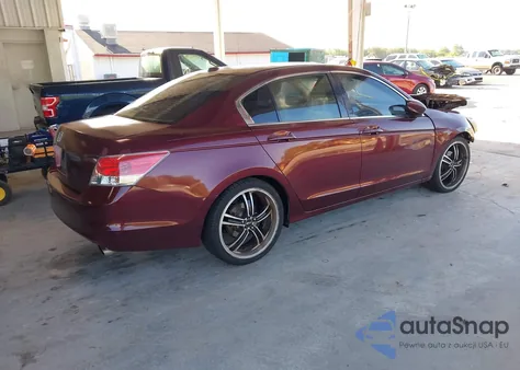 2010 Honda Accord 2.4 Ex-L z USA, uszkodzony, nr VIN 1HGCP2F85AA140477